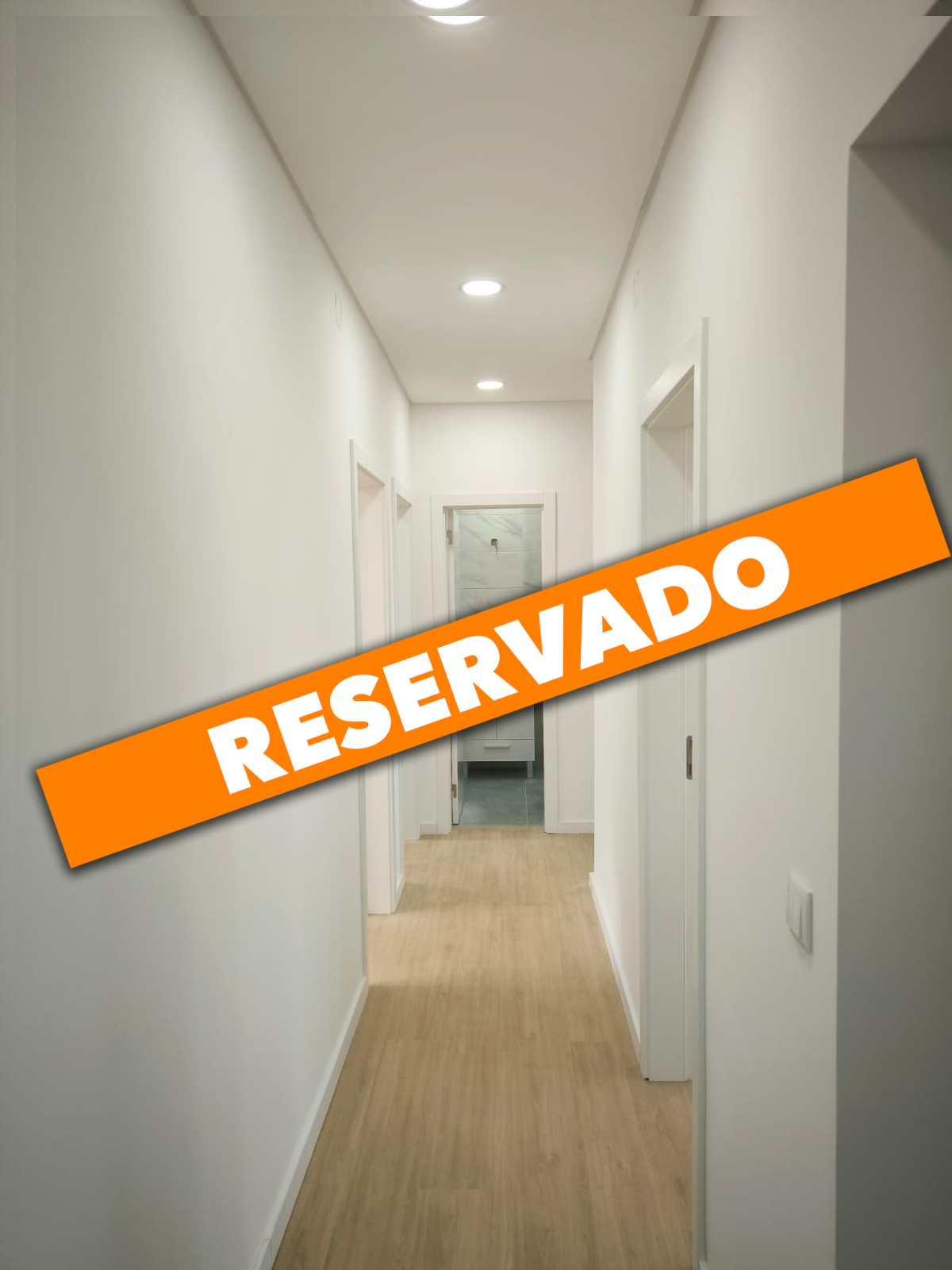Excellent 3 bedroom apartment near Moscavide Metro Station